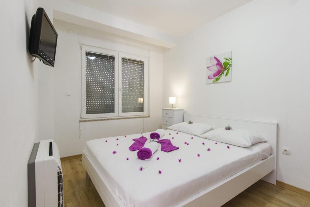 Apartments Lenija Ядрия Екстериор снимка