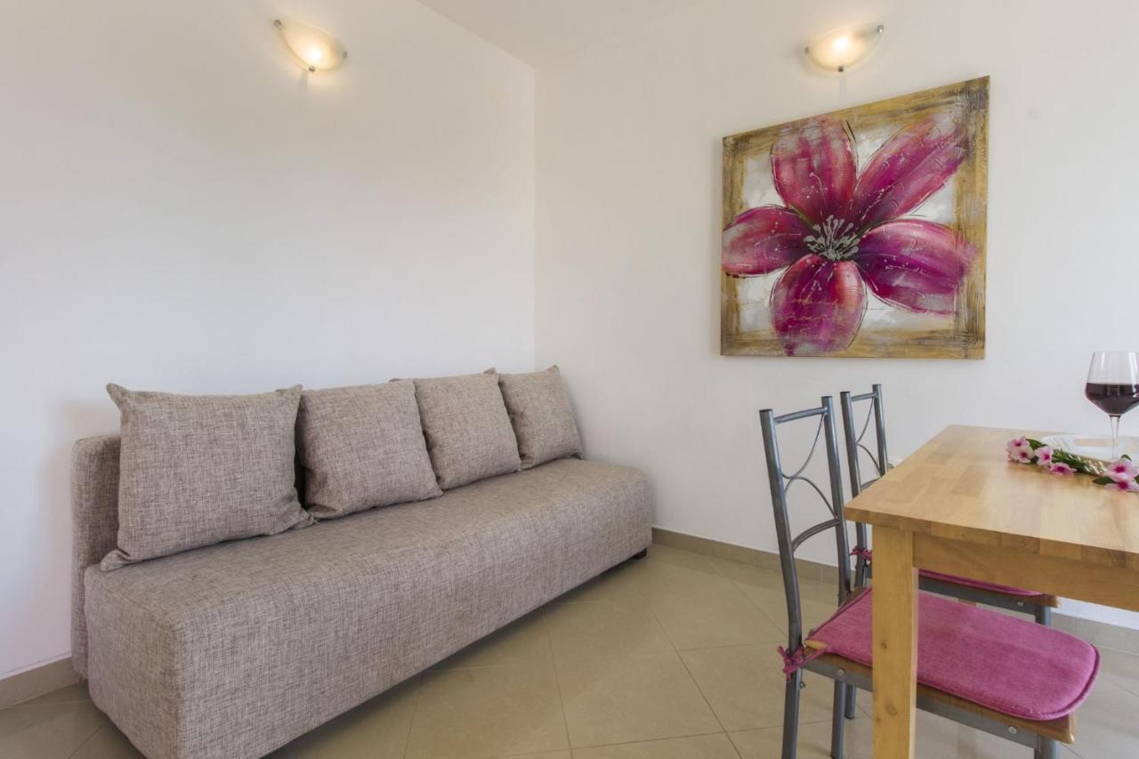 Apartments Lenija Ядрия Екстериор снимка