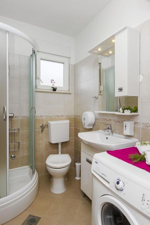 Apartments Lenija Ядрия Екстериор снимка
