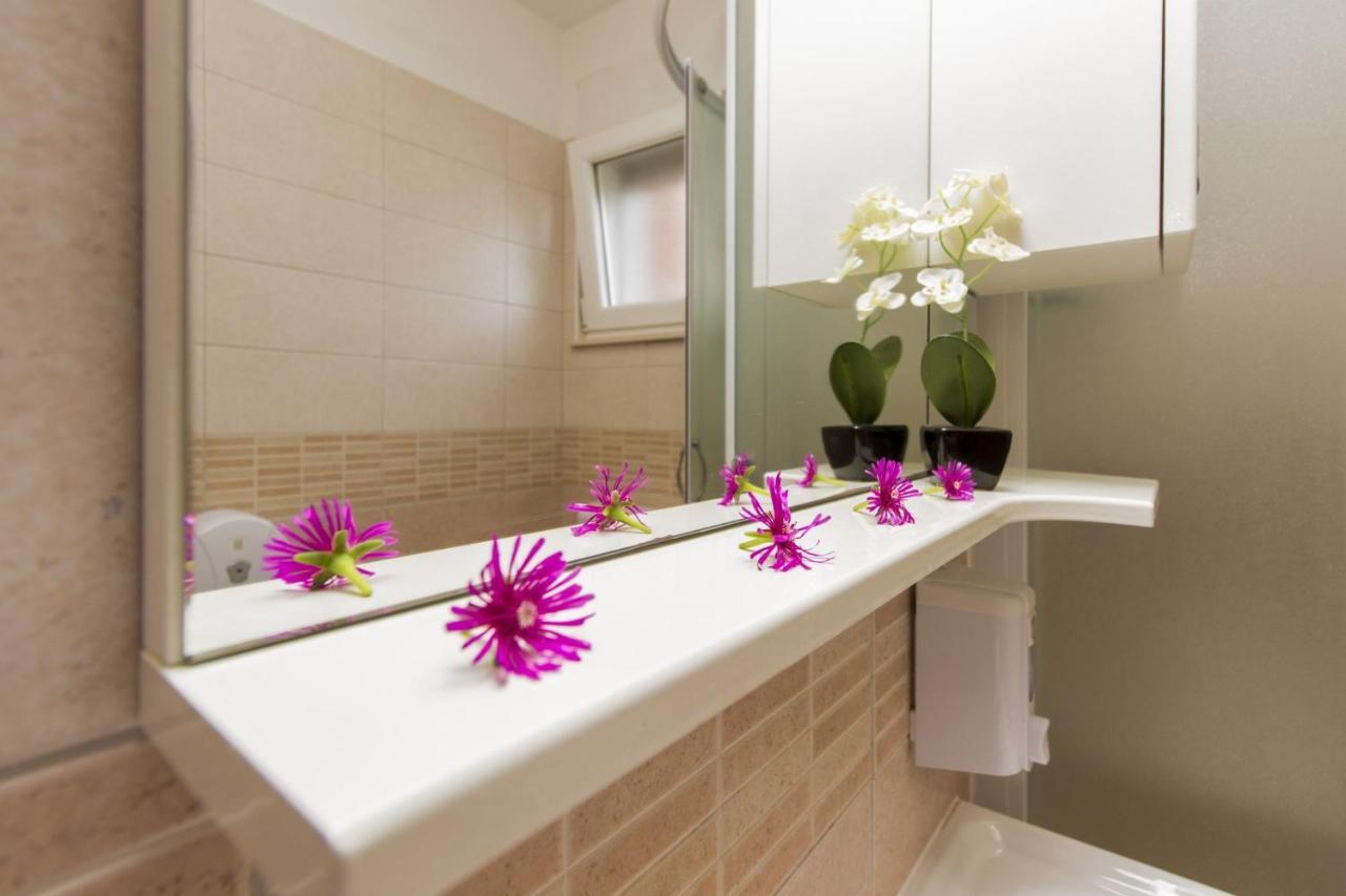 Apartments Lenija Ядрия Екстериор снимка