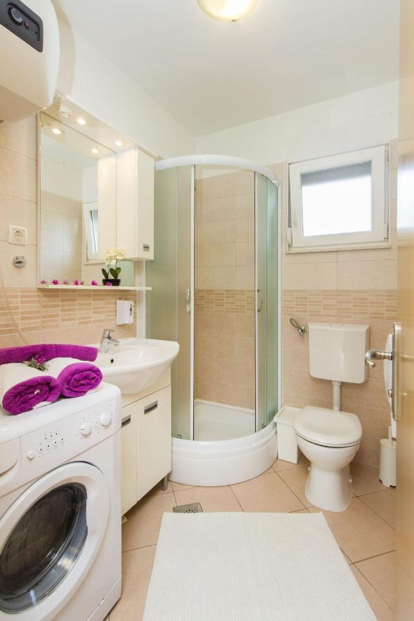 Apartments Lenija Ядрия Екстериор снимка