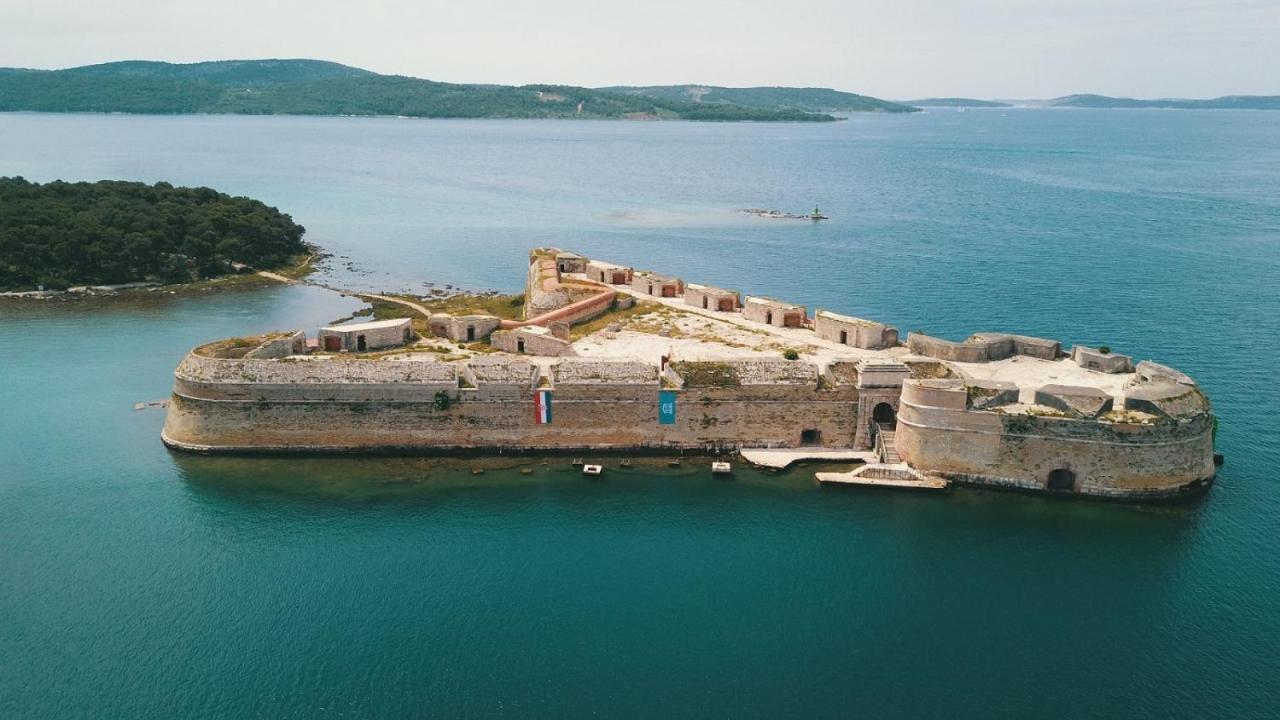 Apartments Lenija Ядрия Екстериор снимка