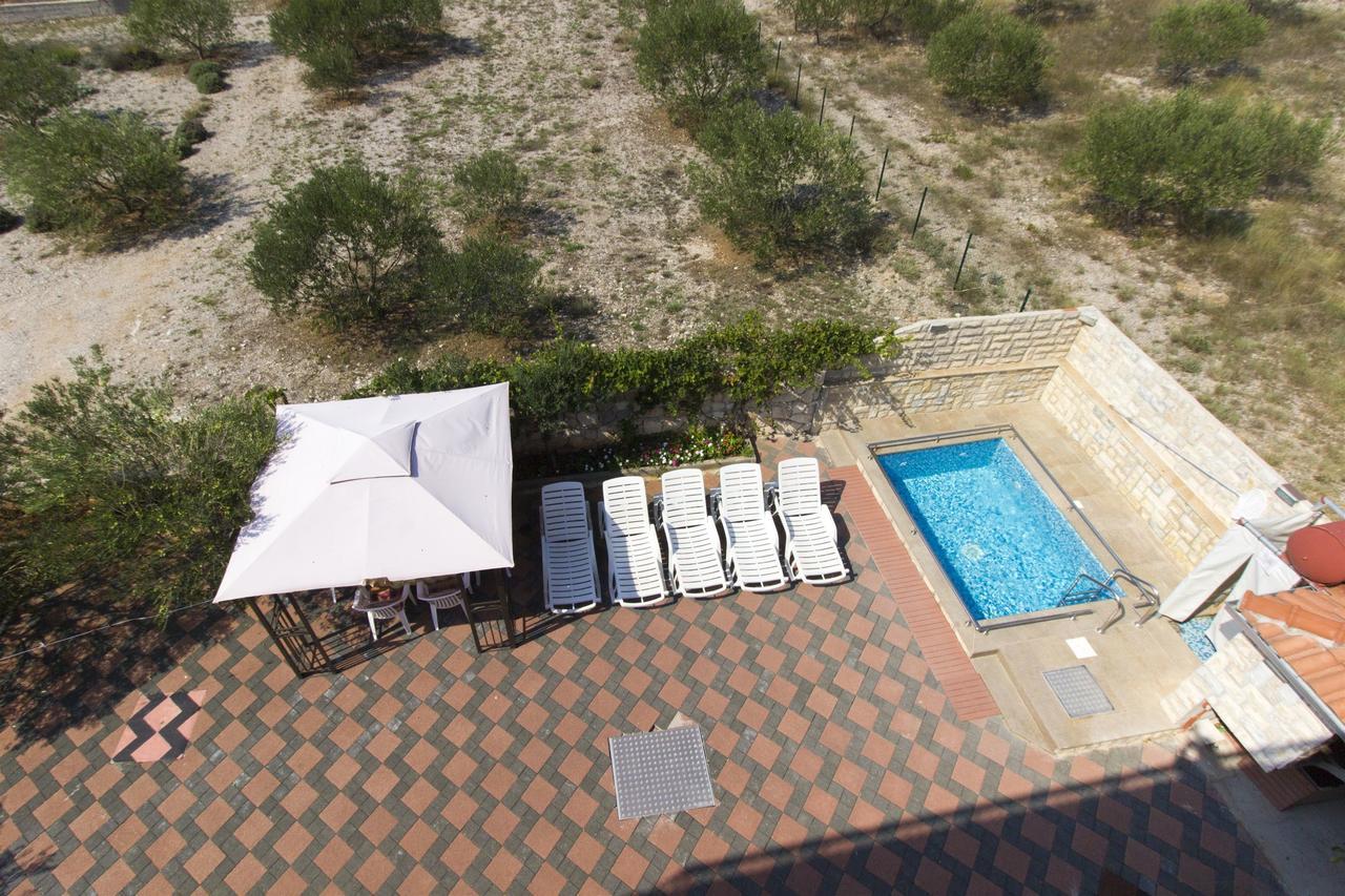 Apartments Lenija Ядрия Екстериор снимка