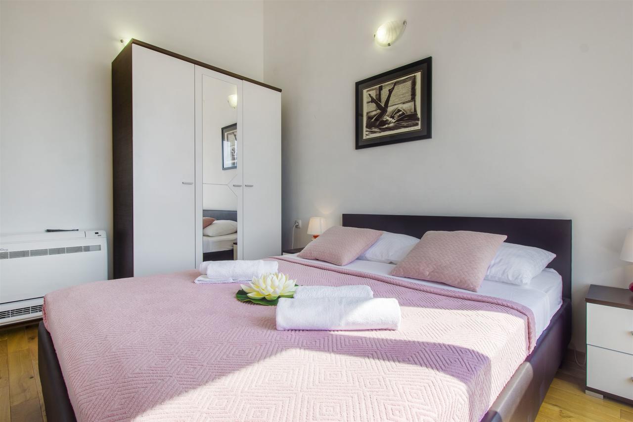 Apartments Lenija Ядрия Екстериор снимка