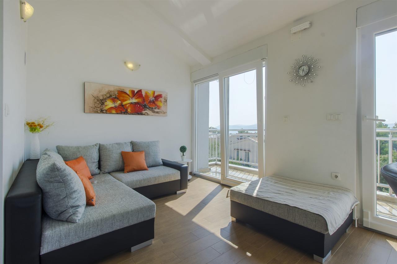 Apartments Lenija Ядрия Екстериор снимка