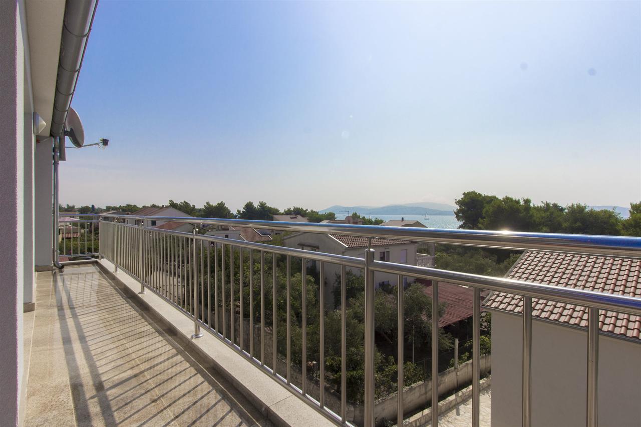 Apartments Lenija Ядрия Екстериор снимка